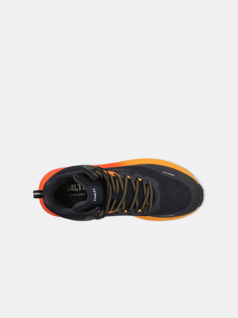 Draufsicht auf die Halti Rapid DX Mid Outdoor-Schuhe für Herren in Schwarz und Orange mit gelb-braunen Schnürsenkeln auf weißem Hintergrund.