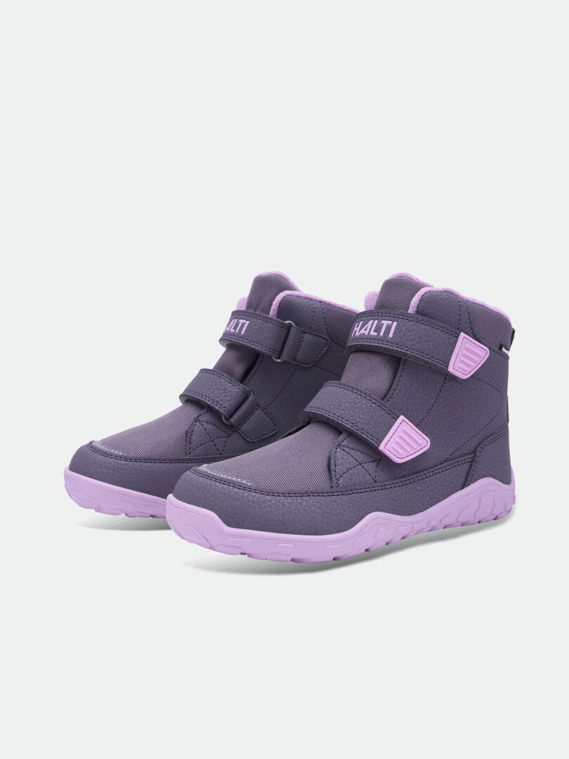 Halti Jalava DX Barfußstiefel für Kinder: lila High-Top-Sneaker mit Klettverschluss und strukturierter Sohle auf einfarbigem Hintergrund.