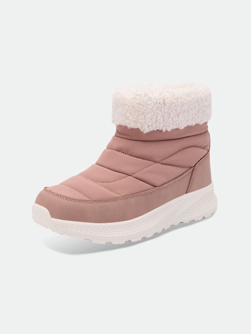 Halti Rest Winterschuhe für Damen: staubrosa, gesteppte Stiefeletten mit weißem Kragen aus Sherpa-Imitat und dicker weißer Gummisohle.