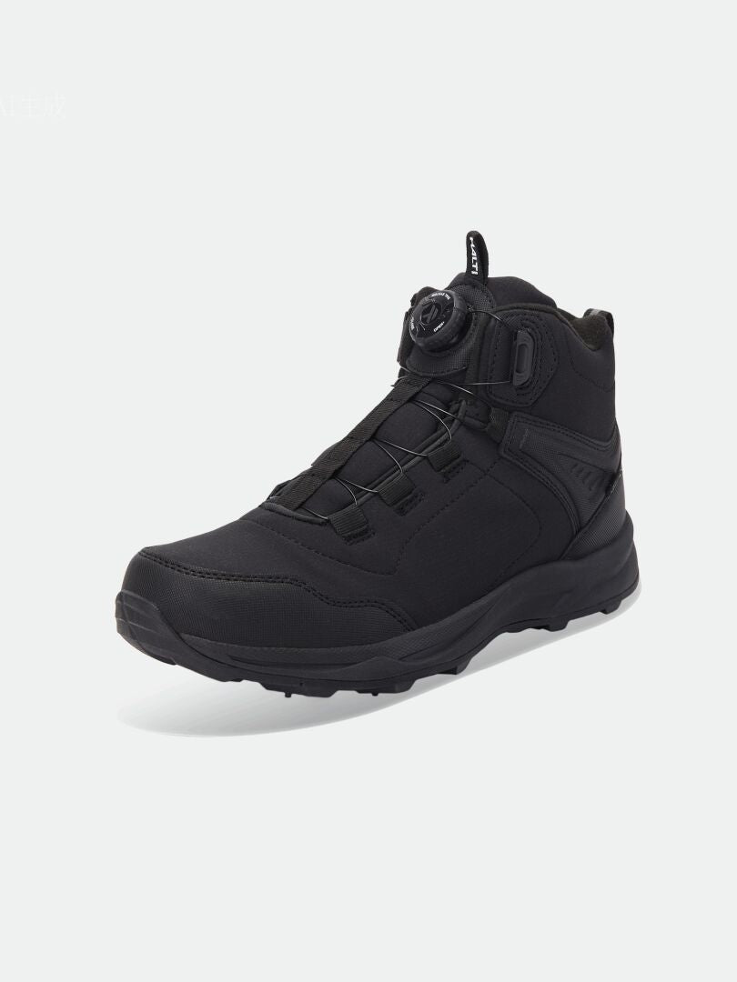 Schwarzer Mid-Top-Sportschuh Halti Lynx Mid 2 DX Freelock Spikeschuhe für Herren mit einem Schnürsystem mit Drehverschluss.