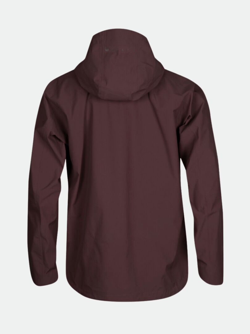 Rückansicht einer wasserdichten Herren-Skijacke mit Kapuze Halti Settler 3L DX in der Farbe Maroon.