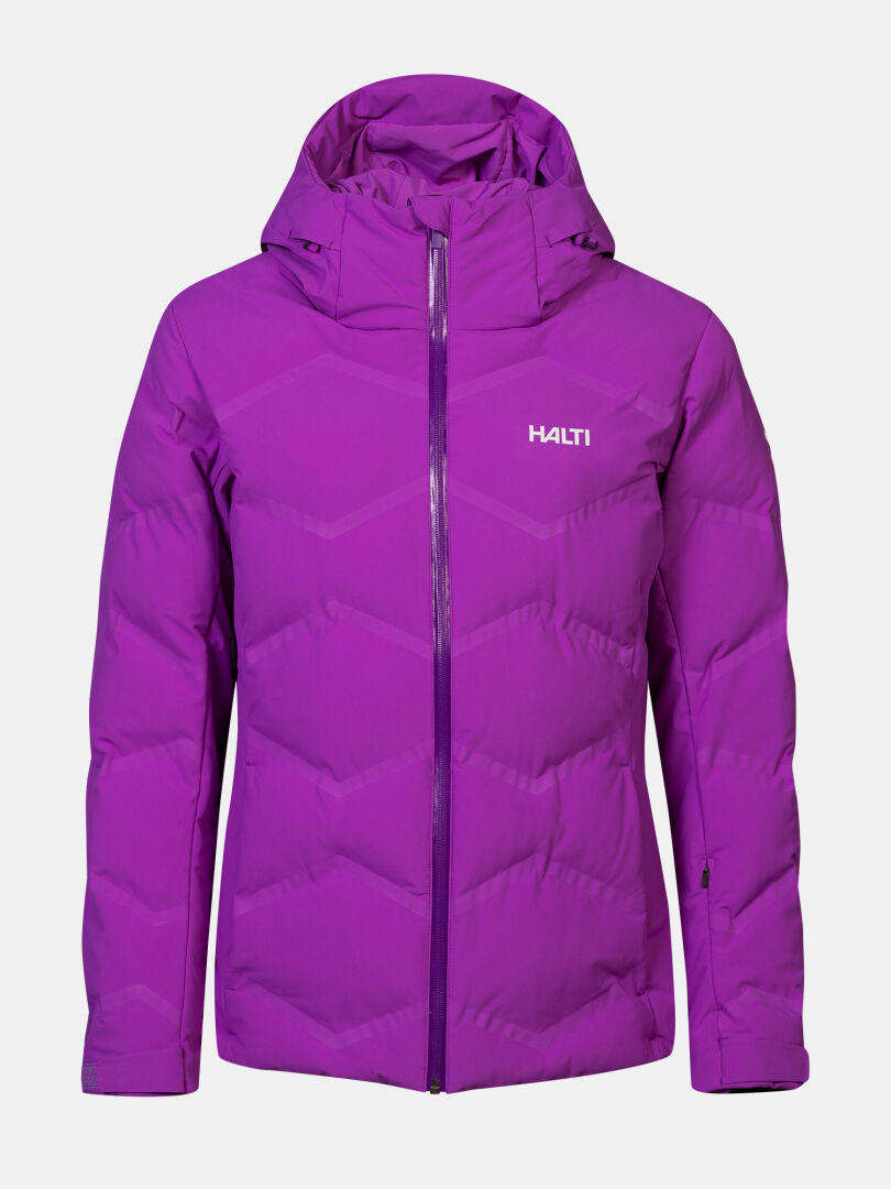 Halti Nordic Arcty II Damen-Skijacke, lila, mit Kapuze und warm, mit Logo und Reißverschluss, auf einfarbigem Hintergrund.