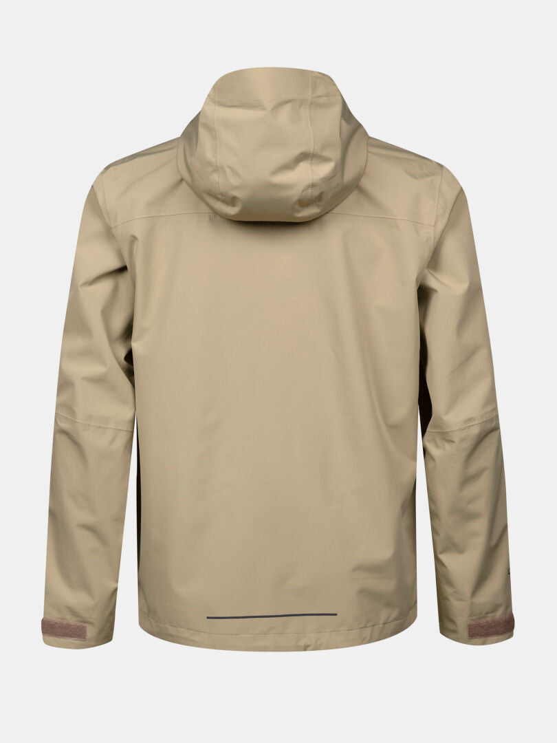 Die Halti Forter DX Regenjacke Herren in Beige-wetterfeste Outdoorjacke, perfekt zum Wandern, Rückansicht.
