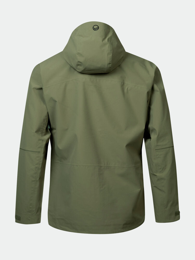 Die Halti Kajana 3L DX Regenjacke Herren in Grün, von hinten auf einem schlichten hellen Hintergrund dargestellt.