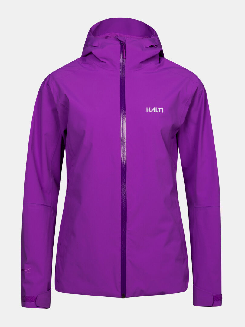 Eine violette Halti Staala DX Regenjacke für Damen in Übergröße mit Kapuze, Reißverschluss vorne und Logo auf der Brust, abgebildet vor einem einfarbigen Hintergrund.