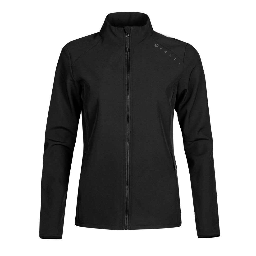 Die Halti Fore Damen Softshell Jacke ist schwarz, hat lange Ärmel, einen hohen Kragen und ein kleines Logo nahe der linken Schulter.