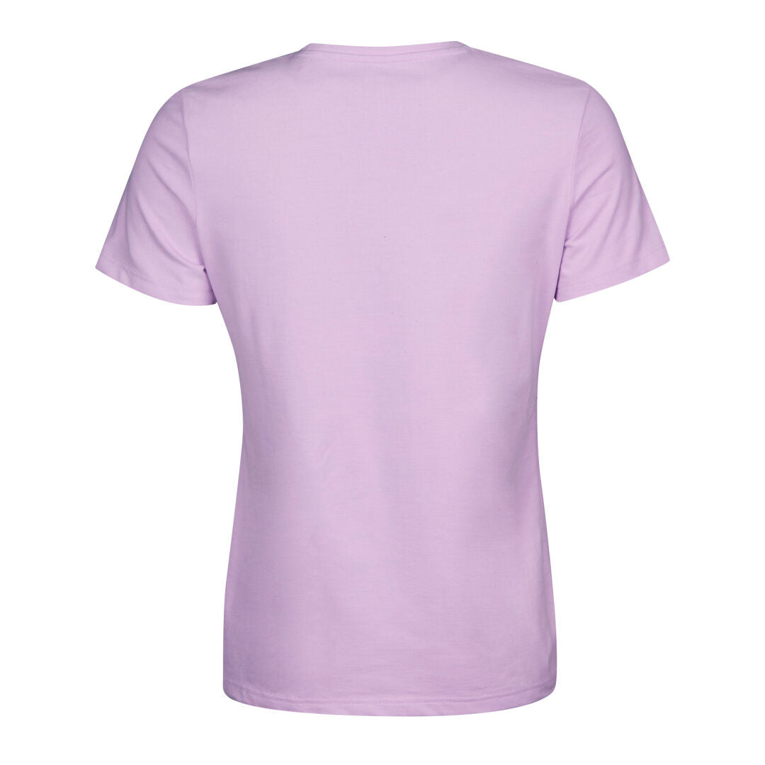 Rückansicht eines schlichten, kurzärmeligen Halti Matka T-Shirts Damen in Hellviolett auf weißem Hintergrund.
