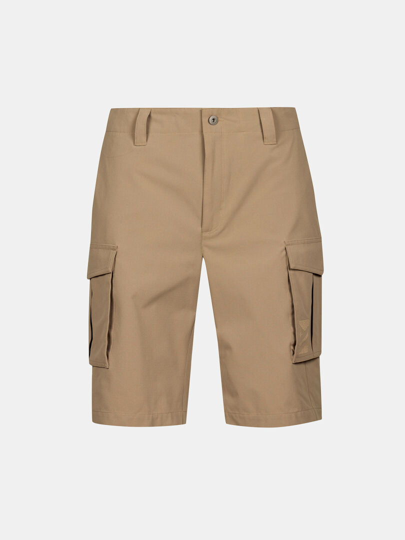 Halti Roams Shorts für Herren mit Knopfverschluss vorne, Gürtelschlaufen und großen Seitentaschen auf schlichtem weißem Hintergrund.