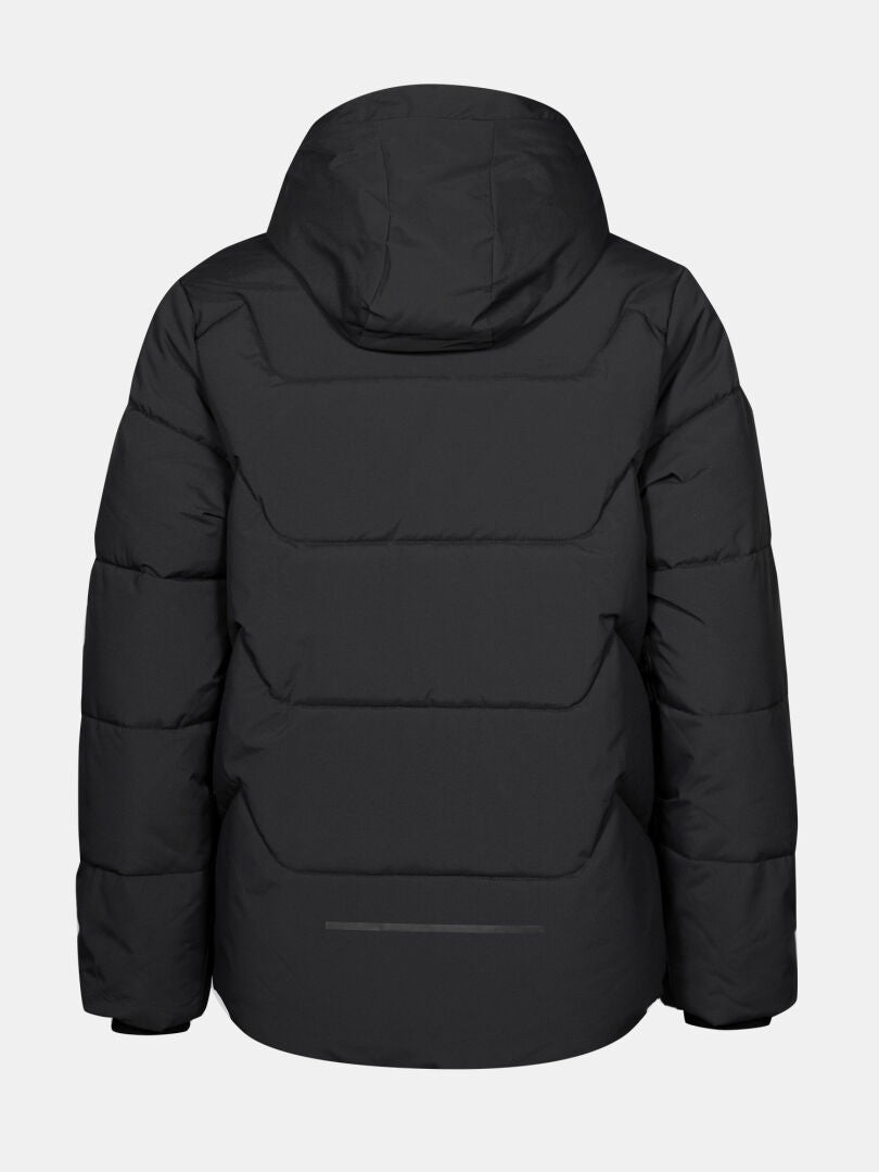 Rückenansicht der Halti Brahe Puffer Winterjacke Damen mit horizontaler Steppung, hergestellt aus recyceltes Polyester.