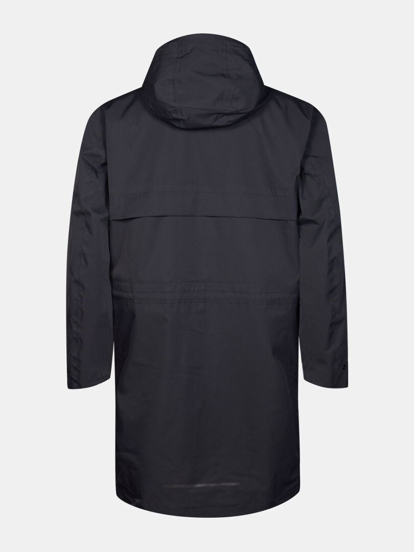 Der lange, wasserdichte Tokoi II DX Parka von Halti aus recyceltem Material, in Schwarz, rückseitig abgebildet.