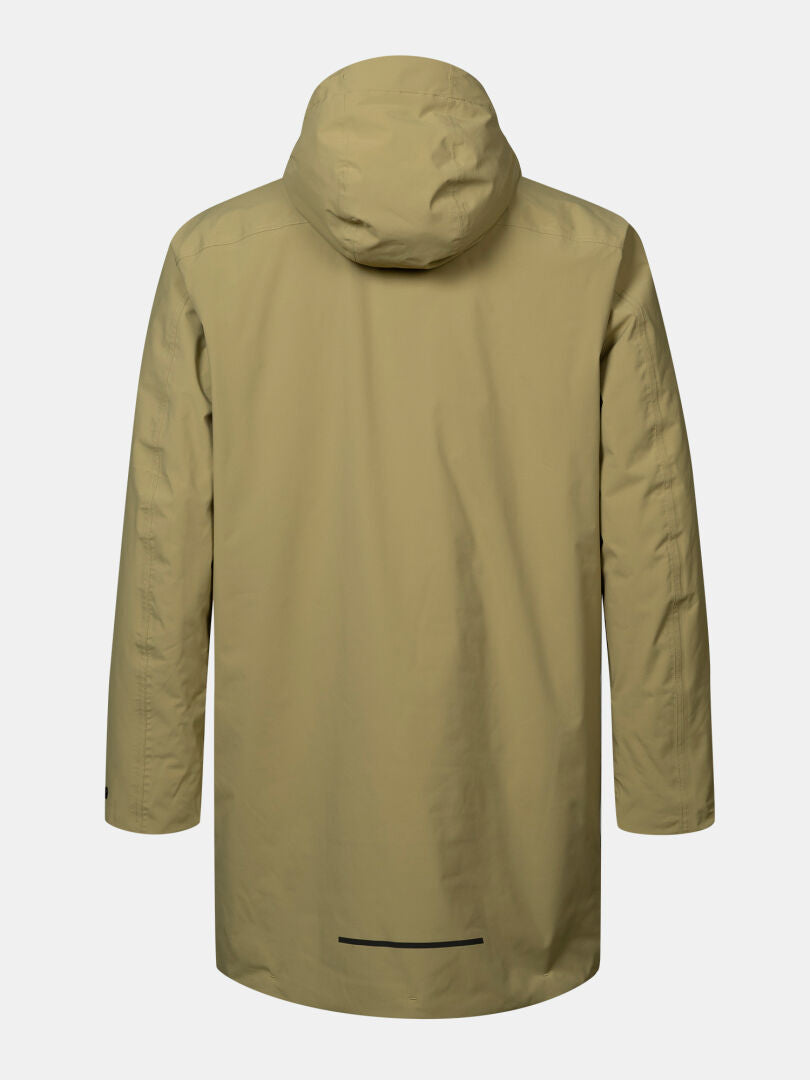 Halti Kortteli DX Insulated Parka für Herren in Khaki, Rückansicht mit Kapuze, langen Ärmeln und geradem Saum vor einfarbigem Hintergrund.