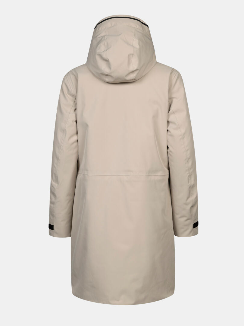 Halti Kallio DX Parka Damen: beige, mit Kapuze, Microtherm Arcty-Isolierung, lange Ärmel, gerader Saum, Rückansicht.