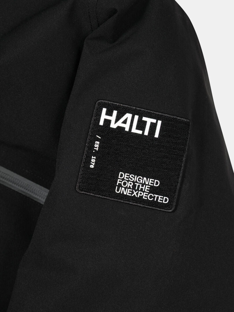 Nahaufnahme eines schwarzen Halti 1976 Down Parka Unisex-Aufnähers mit der Aufschrift
