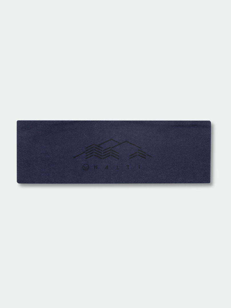 Ein marineblaues Vehka-Stirnband von Halti im Outdoor-Stil mit Bergdesign und schwarzem HALTI-Aufdruck auf der Vorderseite.