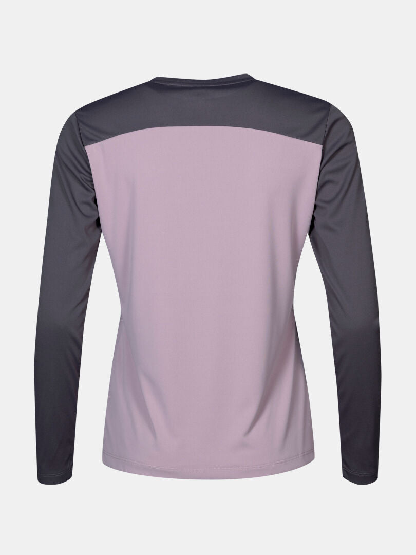 Rückenansicht von Halti Salves Trainingsshirt Damen mit dunkelgrauen Ärmeln, hellviolettem Körper und atmungsaktivem Material.