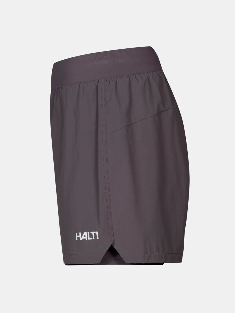 Dunkelgraue Uurto Shorts Damen von Halti mit elastischem Bund, ideal für das Training im Freien und feuchtigkeitsableitend.