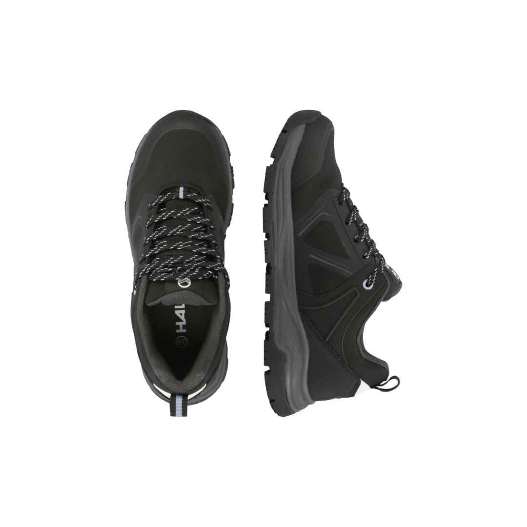 Ein Paar schwarze Jura Low DX IC Winterschuhe Damen von Halti mit Michelin Ice Control Sohle von oben und von der Seite gesehen.