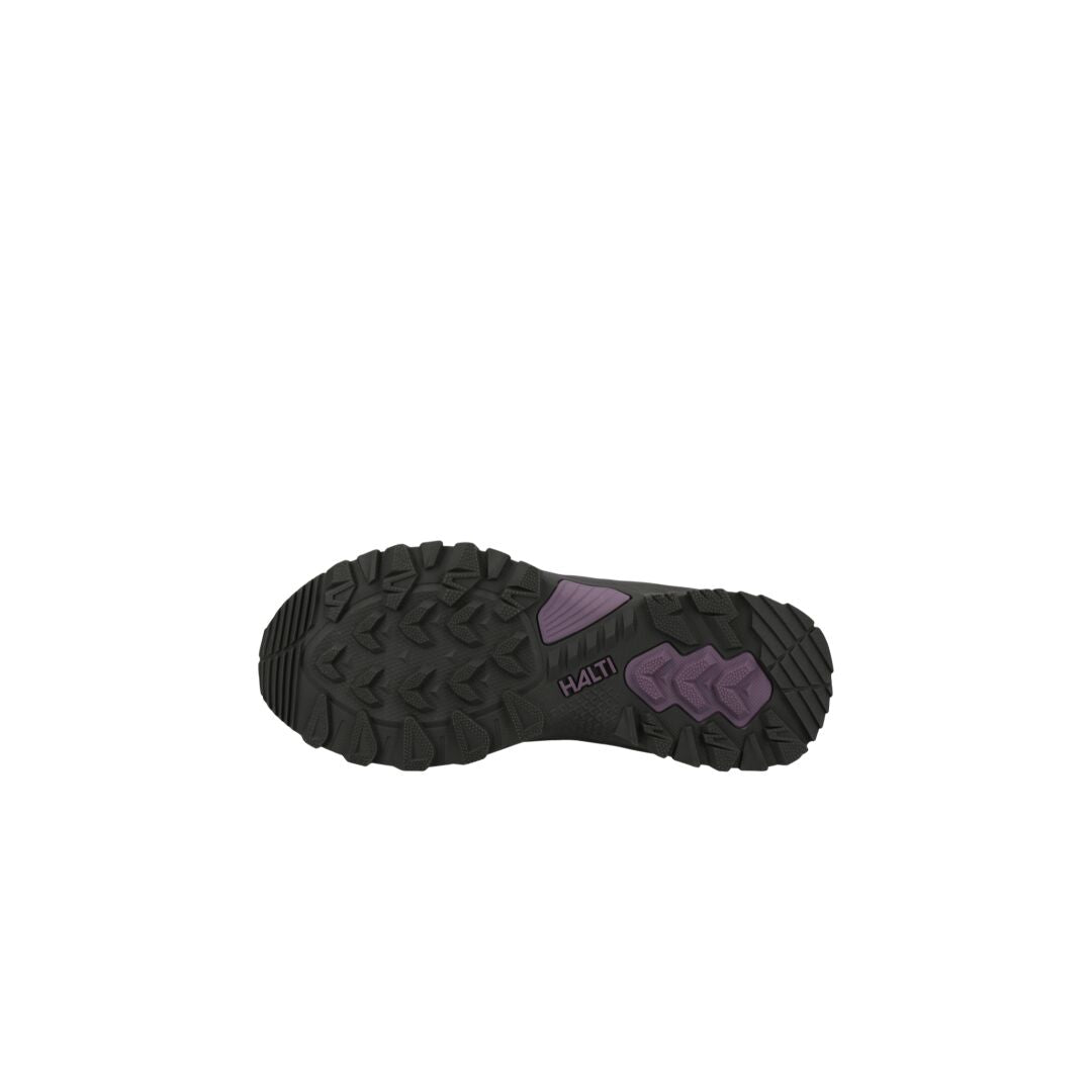Halti Winnipeg Mid DrymaxX Damenschuhe mit schwarz-violetter GripmaxX Arctic-Sohle auf weißem Hintergrund.