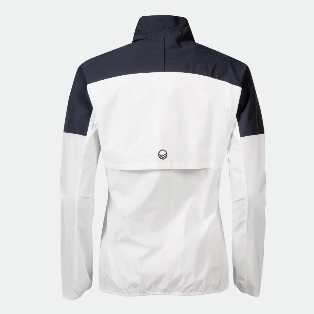 Abgebildet ist eine weiß-schwarze Halti Urbanite Damen Trainingsjacke von hinten mit hohem Kragen und kleinem Logo.