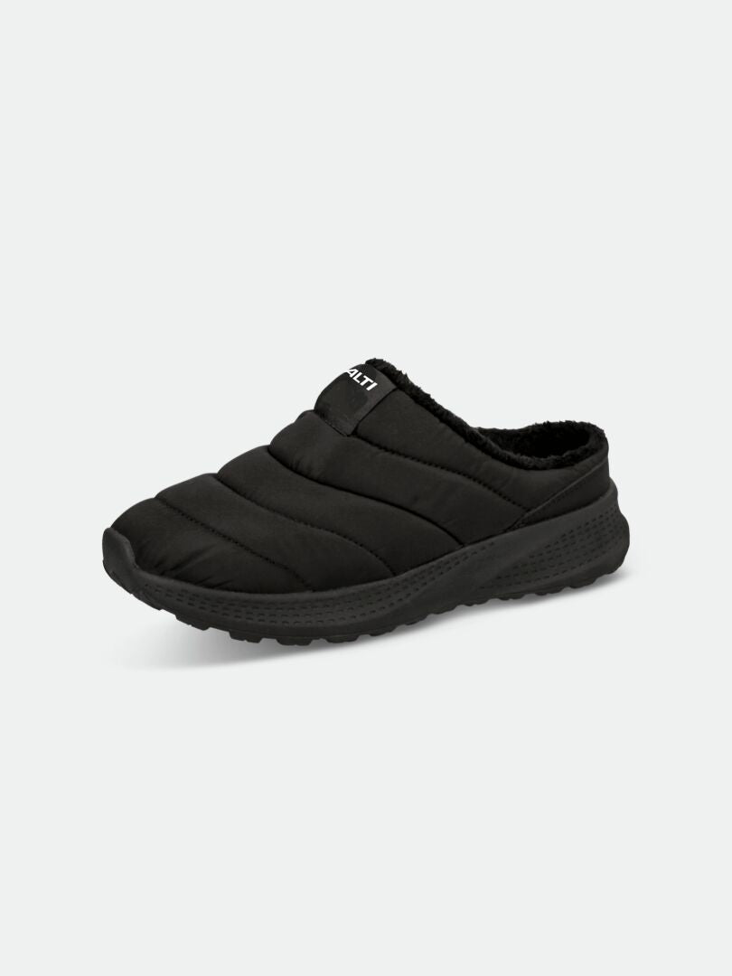 Der Halti Rest 2 Slipper: ein schwarzer Pufferclog zum Hineinschlüpfen mit Memory Foam-Innensohle und leichter EVA-Sohle.