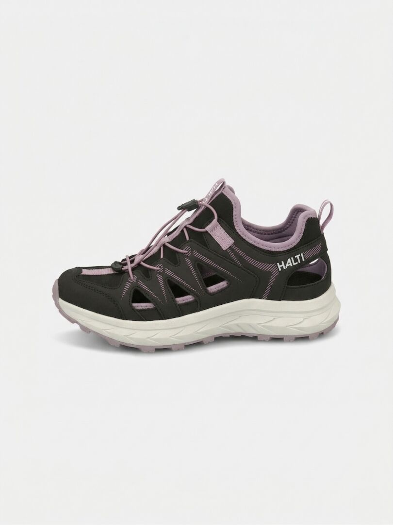 Die Halti Seili Hybrid Sandale Damen in schwarz/lavendel, mit Bungee-Schnürsenkeln, ist perfekt für Outdoor-Aktivitäten.