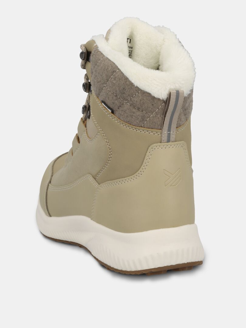 Die Halti Dundee 2 DX Winterschuhe Damen in beige haben eine weiße Sohle, einen grau gesteppten Knöchel und ein Fleecefutter, Ansicht von hinten links.