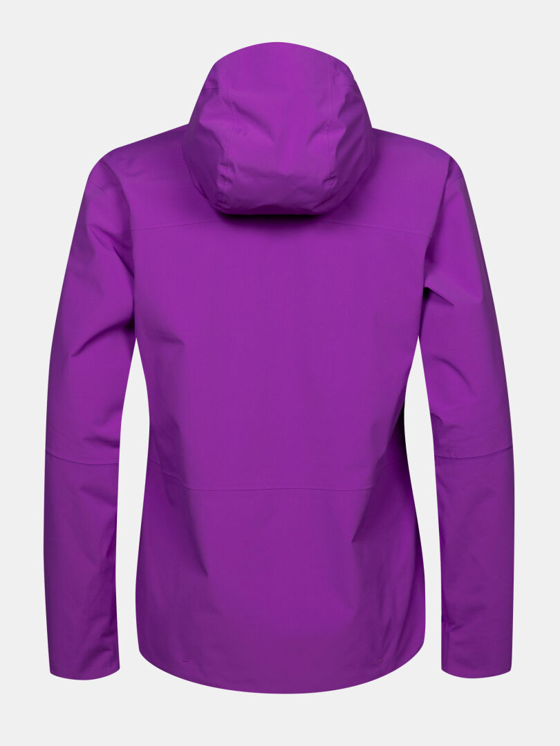 Die Halti Staala DX Regenjacke Damen Plus in Lila wird von hinten vor einem schlichten weißen Hintergrund gezeigt.