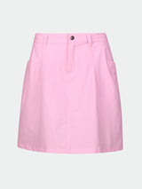 Der Halti Drive X-Stretch Skort Damen ist knielang, hellrosa, mit Gürtelschlaufen, Reißverschluss und Seitentaschen.