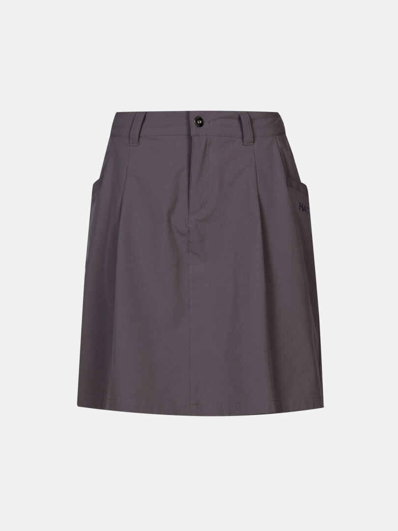 Der Halti Drive X-stretch Rock Damen Plus in grau hat Gürtelschlaufen, Knopfverschluss und Seitentaschen auf weißem Grund.