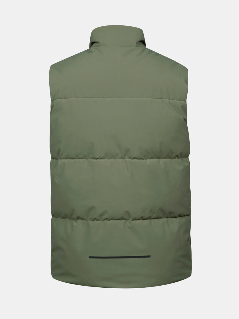 Rückenansicht der Halti Penger Classic Puffer Weste Herren mit horizontalen Nähten und schwarzem Akzent am Saum.