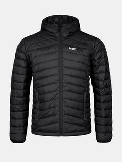 Die Halti Huippu Daunenjacke Herren ist eine schwarze Steppjacke mit Kapuze und Frontreißverschluss - perfekt für Outdoor-Aktivitäten.