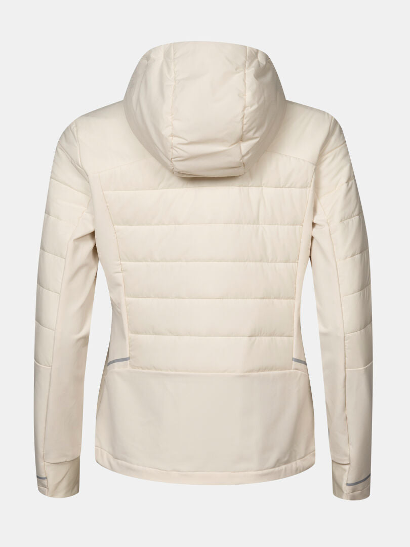 Rückansicht der Halti Valimo Hybrid Insulation Jacke Damen in Creme, mit Kapuze, Steppdesign und tailliertem Schnitt.