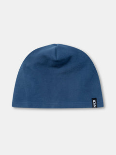 Die Halti Trone Fleece Mütze ist eine schlichte blaue Mütze, ideal zum Laufen oder Wintertraining.